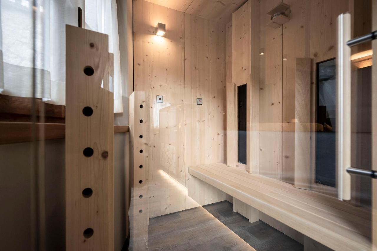 Post Alpina - Family Mountain Chalets San Candido Ngoại thất bức ảnh