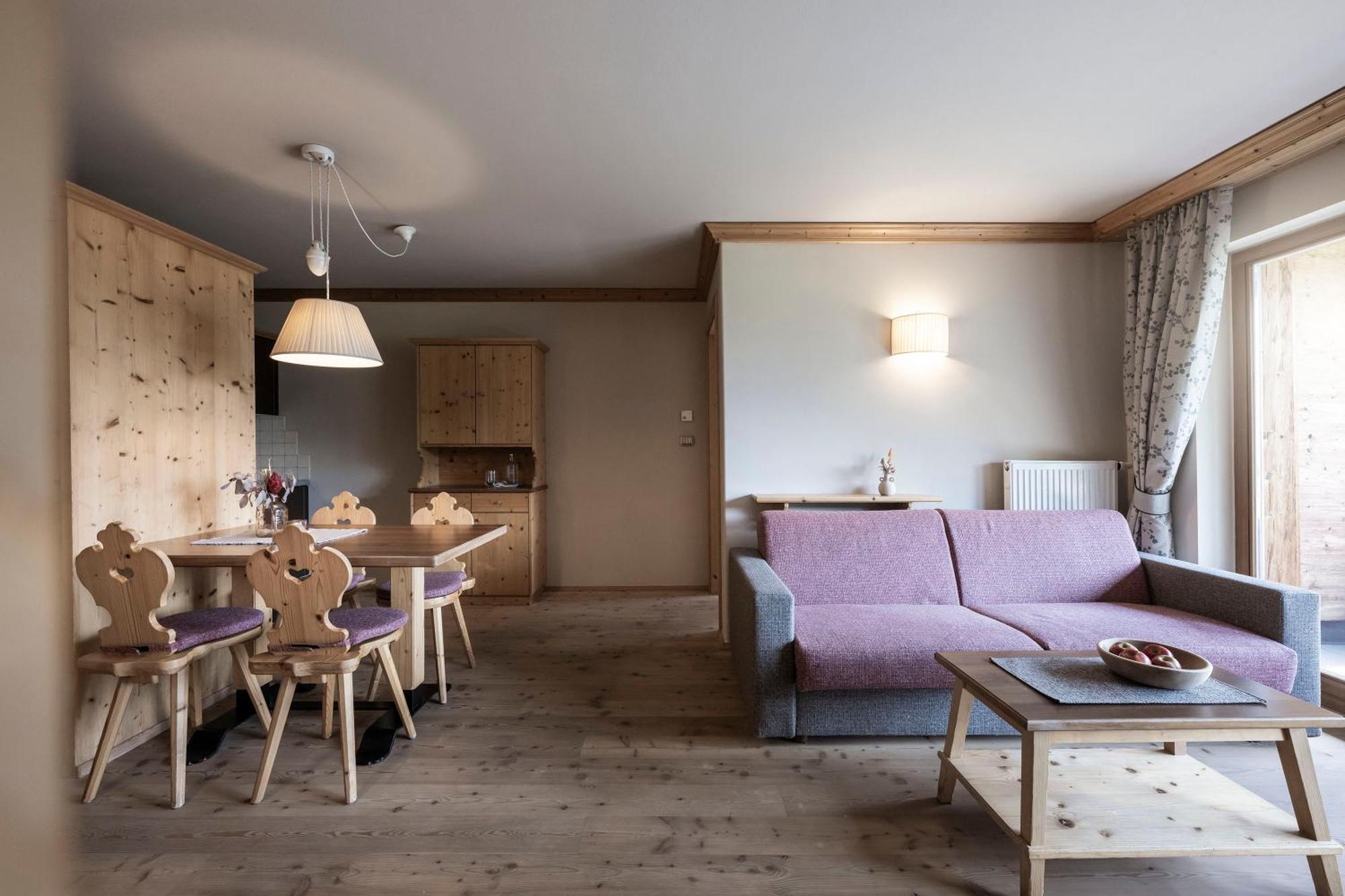 Post Alpina - Family Mountain Chalets San Candido Ngoại thất bức ảnh