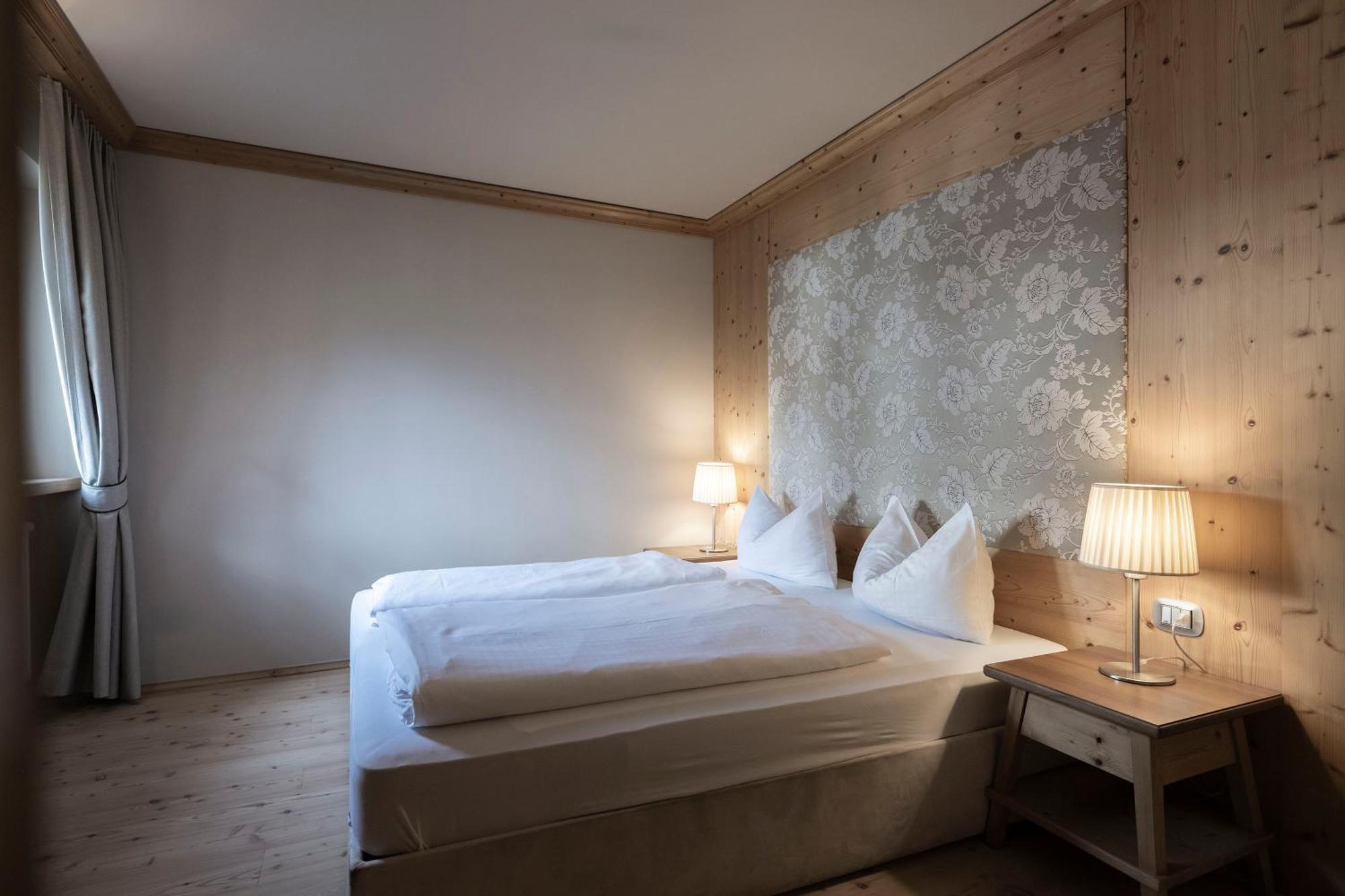 Post Alpina - Family Mountain Chalets San Candido Ngoại thất bức ảnh
