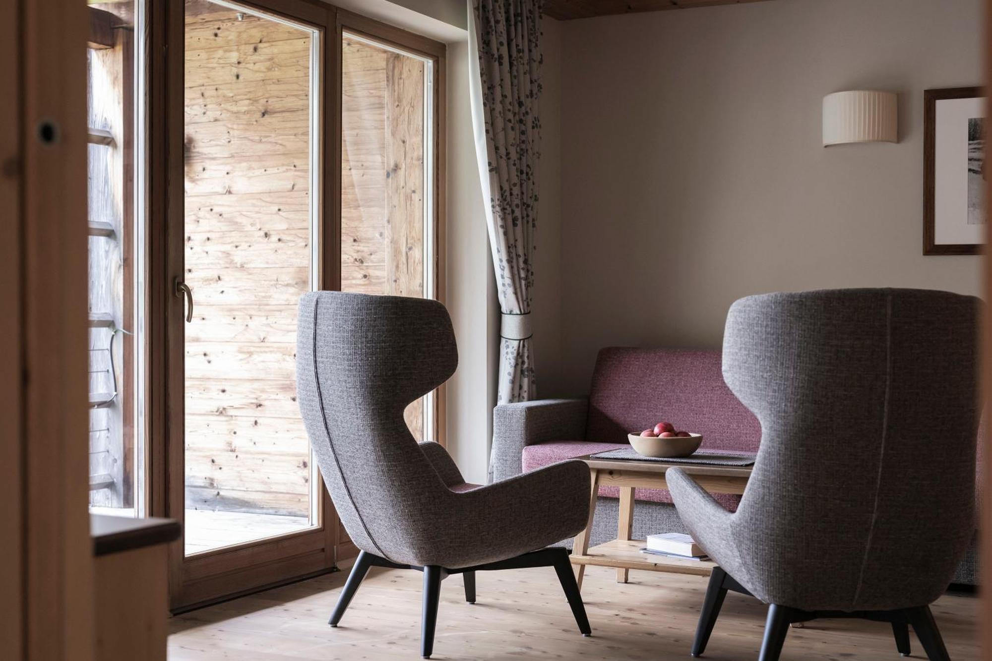 Post Alpina - Family Mountain Chalets San Candido Ngoại thất bức ảnh