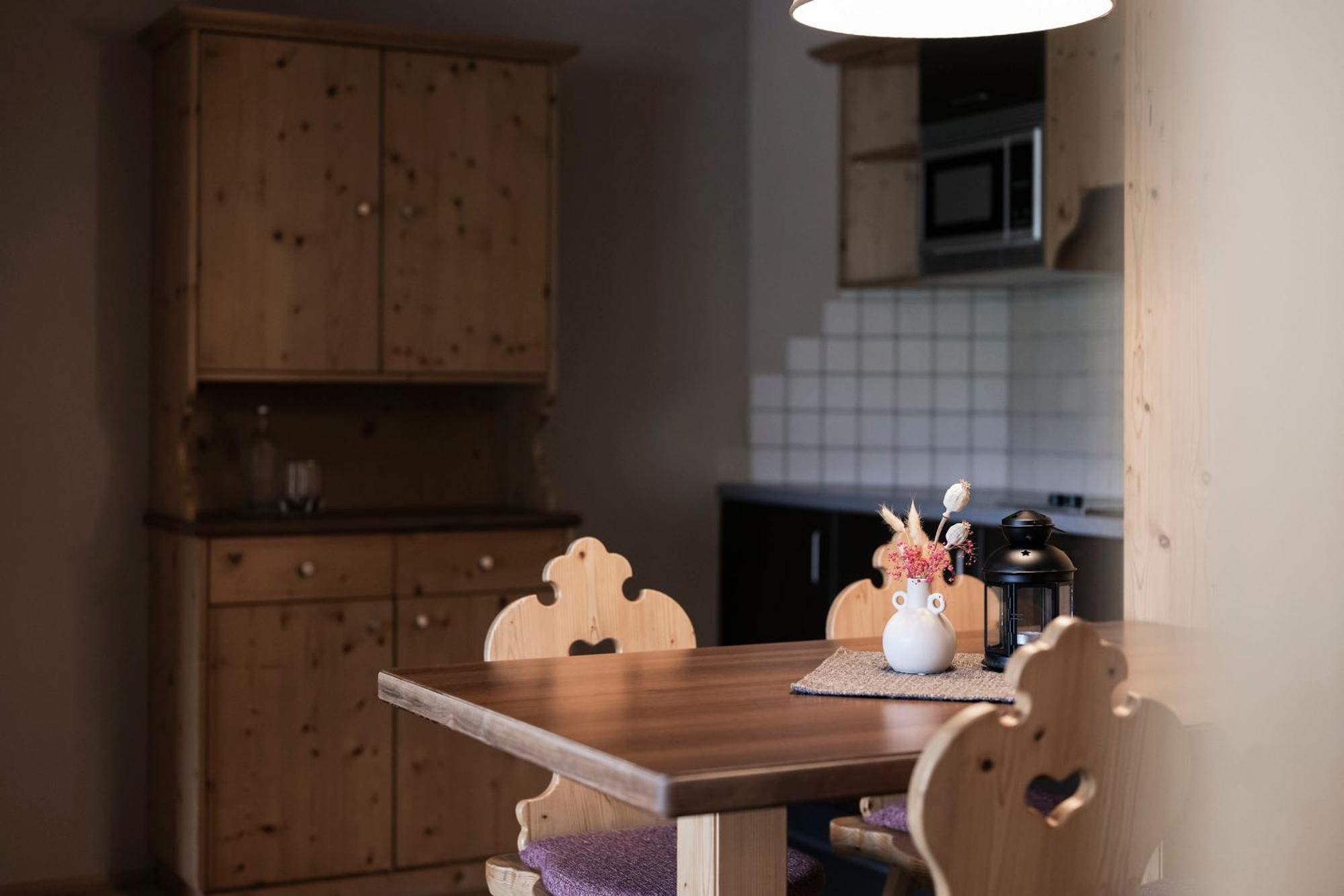 Post Alpina - Family Mountain Chalets San Candido Ngoại thất bức ảnh