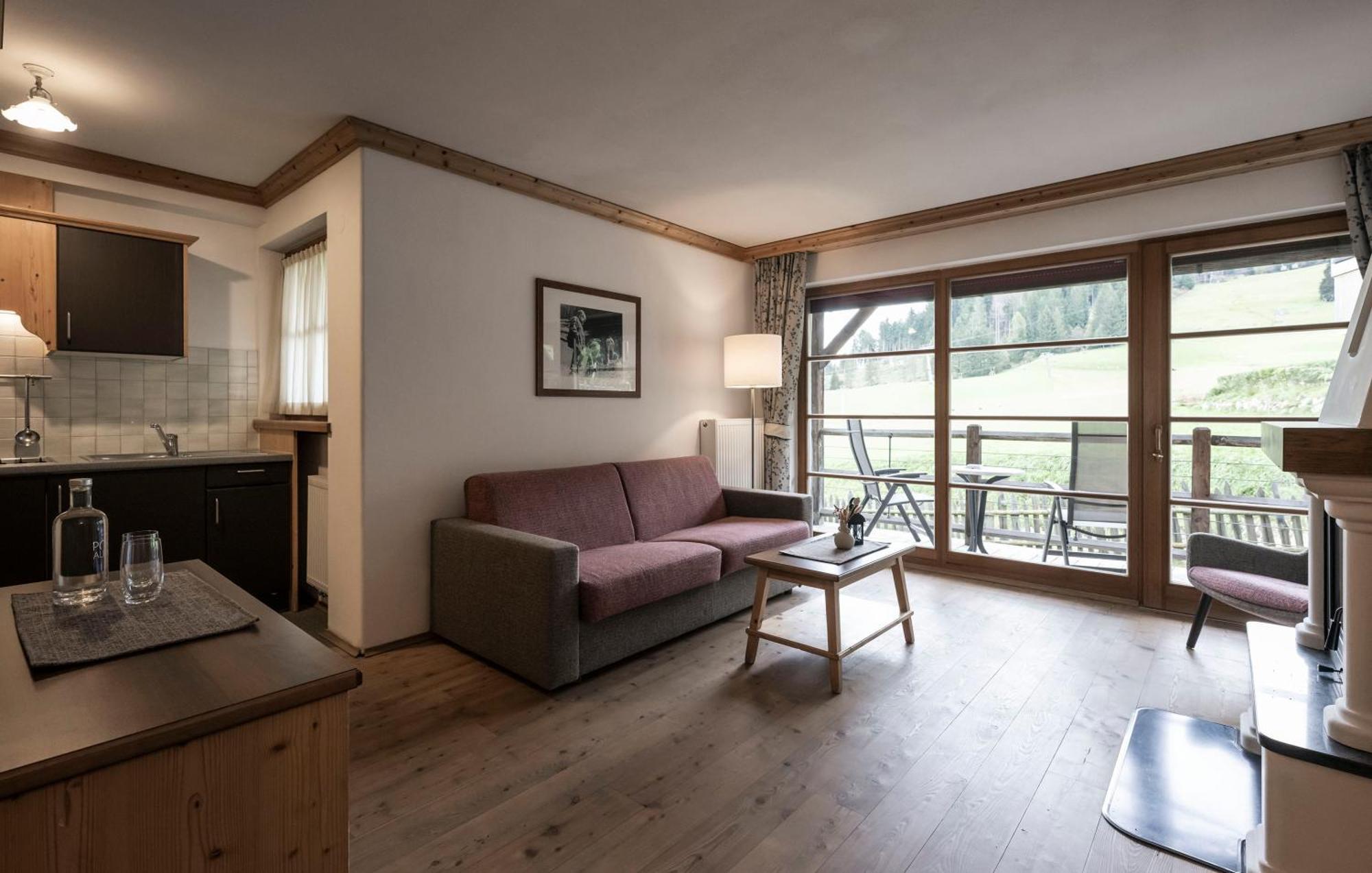 Post Alpina - Family Mountain Chalets San Candido Ngoại thất bức ảnh