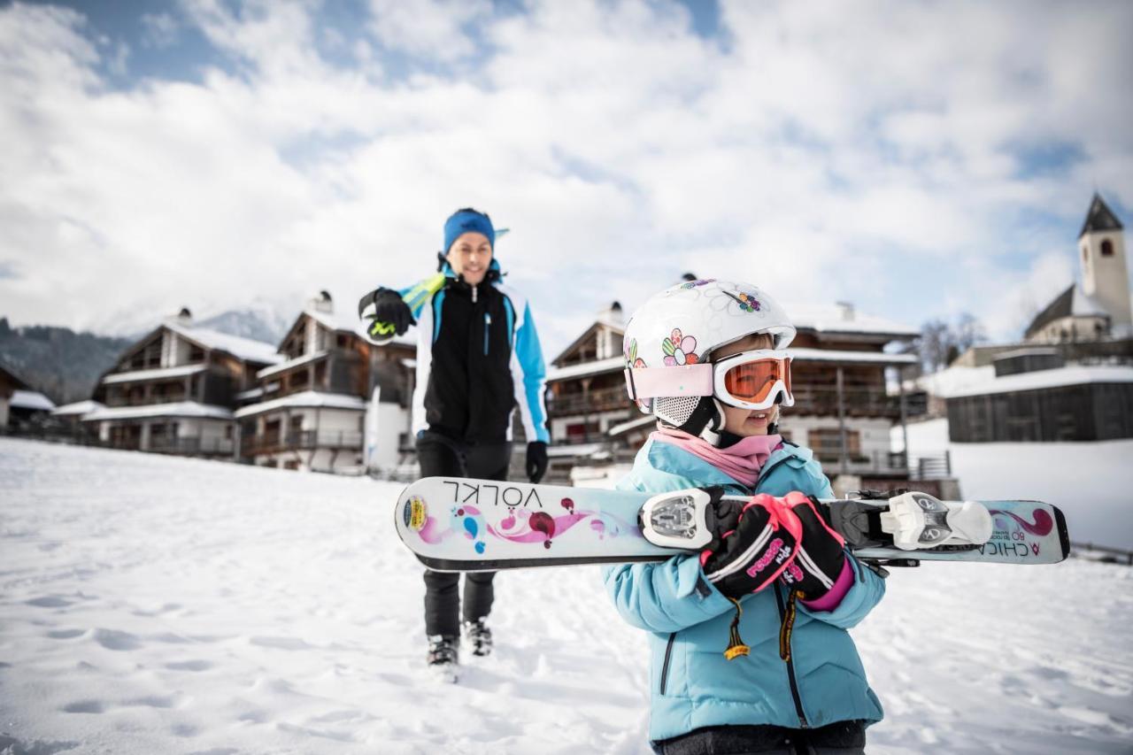 Post Alpina - Family Mountain Chalets San Candido Ngoại thất bức ảnh