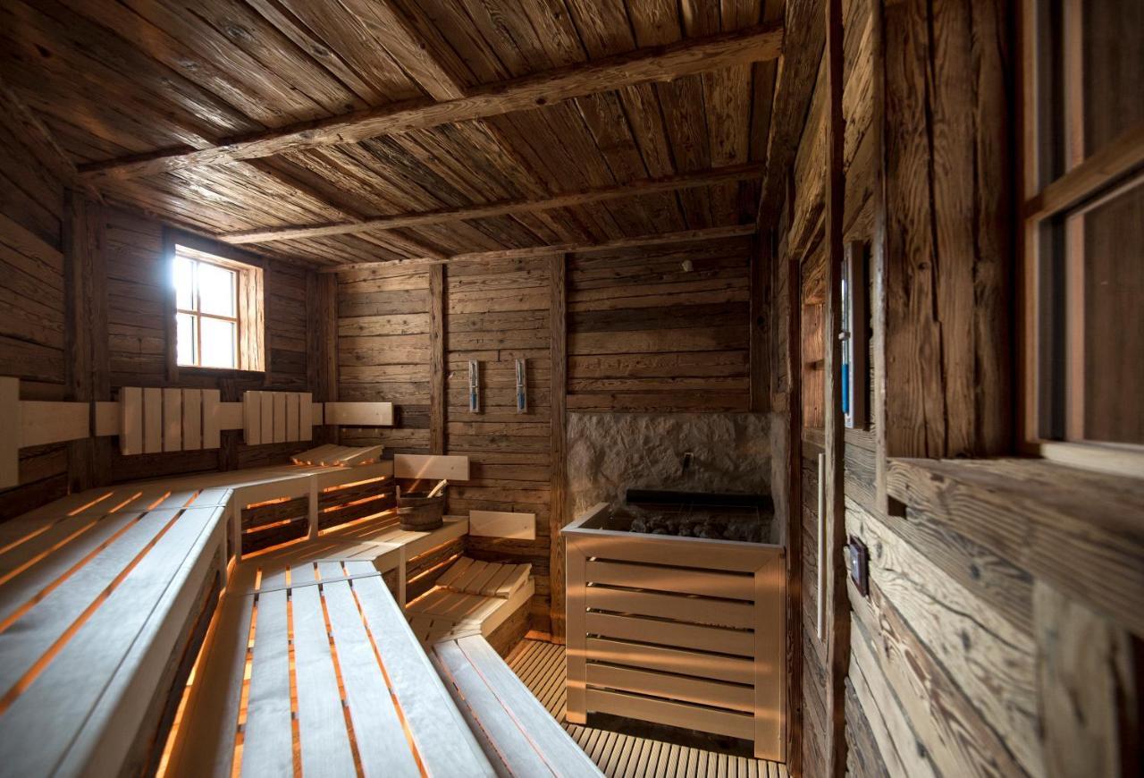 Post Alpina - Family Mountain Chalets San Candido Ngoại thất bức ảnh